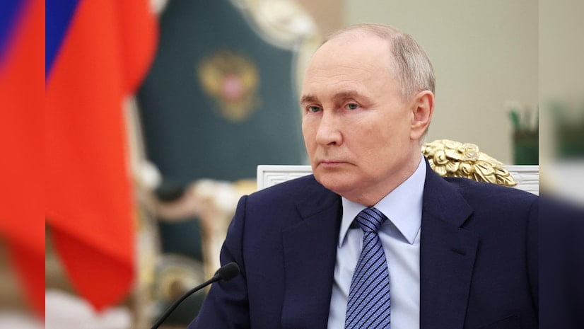 Putin Warns of Nuclear Weapons Use in Defense of Russian Sovereignty