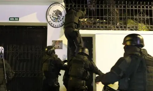 Ecuadorian Police Raid Mexican Embassy in Quito